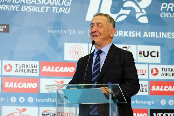 3 BILLION SPECTATORS TO FOLLOW THE EVENT